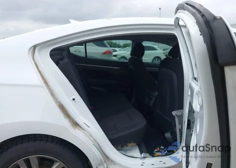 2018 Hyundai Elantra Sel из США, поврежденный, VIN 5NPD84LF2JH391013